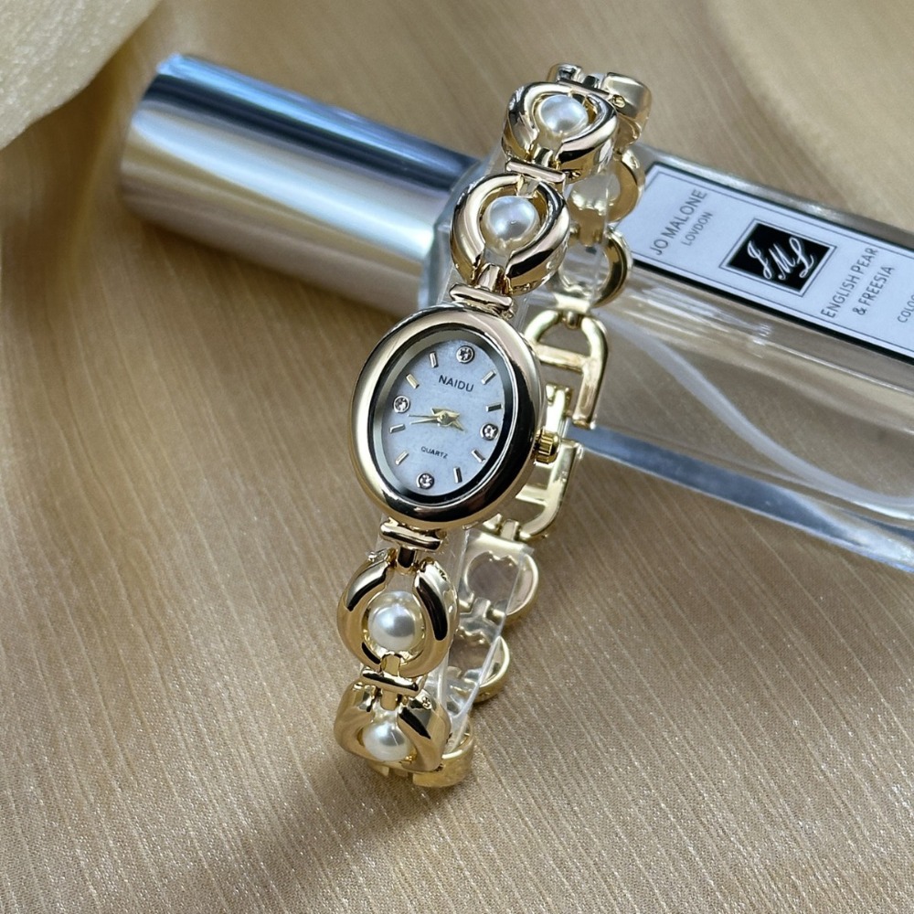 Fashion Women Watch Vintage Pe - огляд і ціна Luxury Watch Girl
