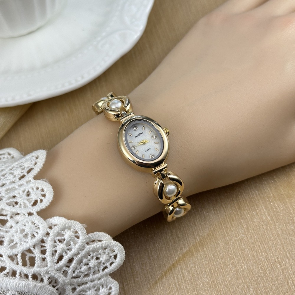 Fashion Women Watch Vintage Pe - огляд і ціна Luxury Watch Girl