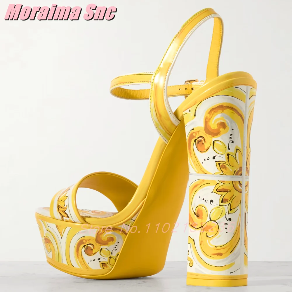 Luxury Printed Platform Sandal - огляд і ціна Luxury Watch Girl